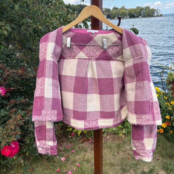 Mable Micah Brushed Fuzzy Textured Pink Plaid Crop Button Down Jacket size Small - Picture 5 of 11